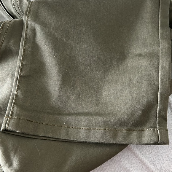 NY & Company crop pants - Picture 5 of 5